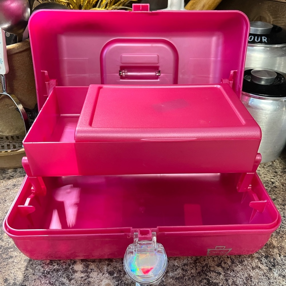Caboodles Hot Pink Cosmetic Organizer - Picture 3 of 4